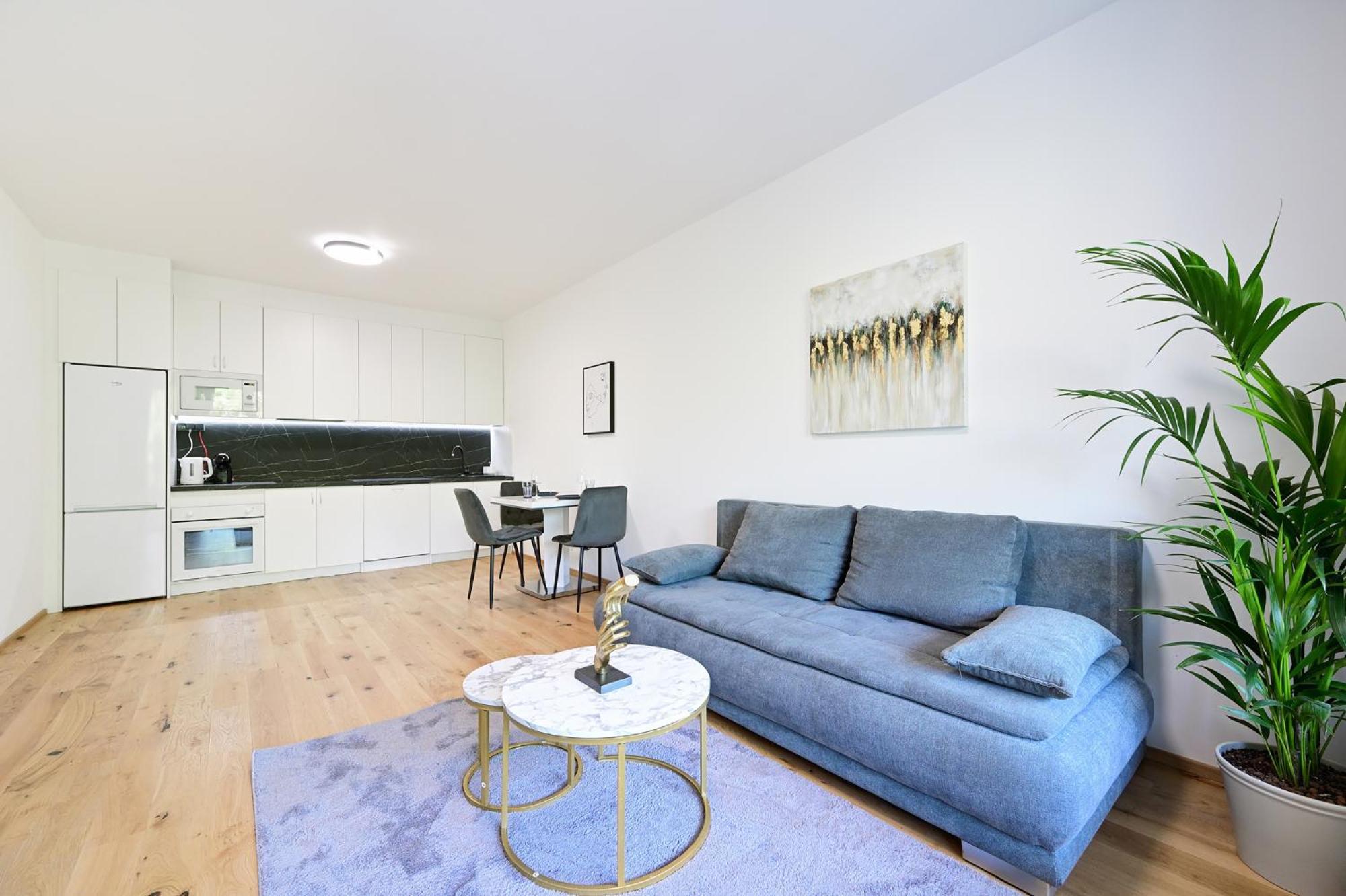 Luxury 1bdr Only 8 Min To Dancing House Appartamento *